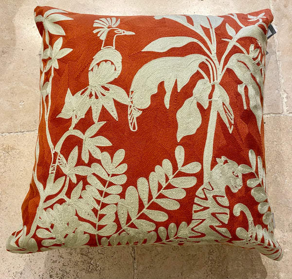 Coussins brodés corail/ficelle