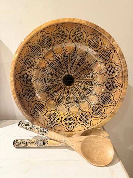 Bols/saladiers en bois (divers coloris)