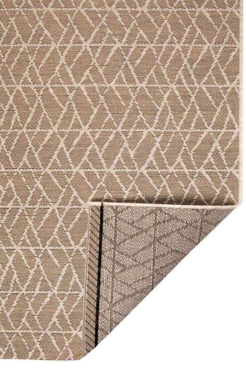 Tapis ada